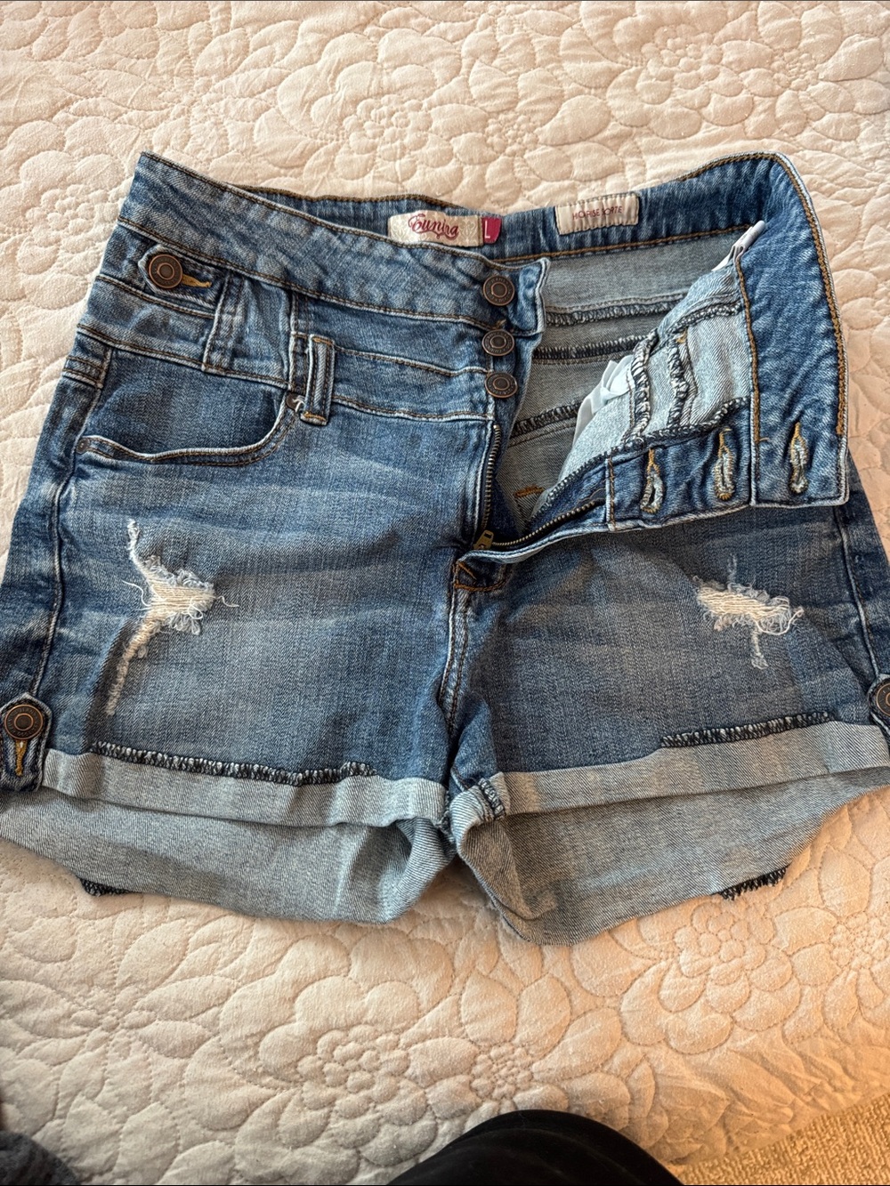 Women's Mid-Wash Distressed Roll-Cuff Denim Shorts